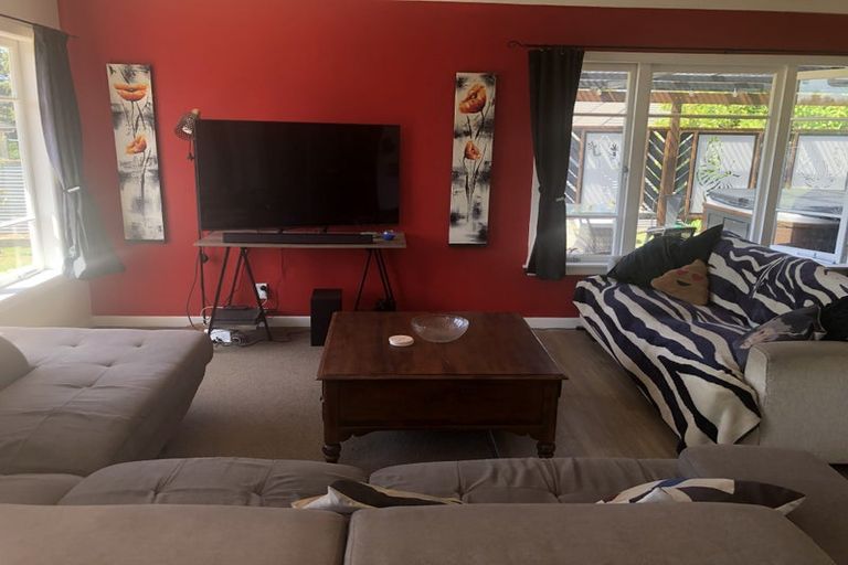 Photo of property in 2083a Paparoa Valley Road, Paparoa, 0571