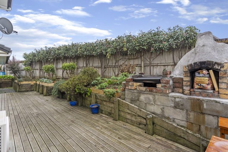 Photo of property in 40 Keri Vista Rise, Papakura, 2110