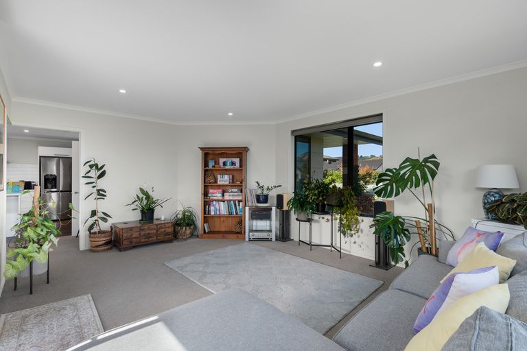 Photo of property in 1 Carrick Place, Mosgiel, 9024