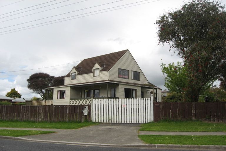 Photo of property in 21 Trigg Road, Huapai, Kumeu, 0810