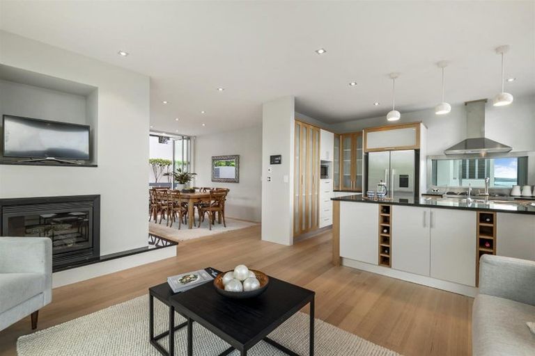 Photo of property in 22b Beach Road, Castor Bay, Auckland, 0620