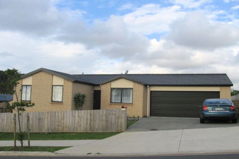 Photo of property in 55 Woodbank Drive, Glen Eden, Auckland, 0602