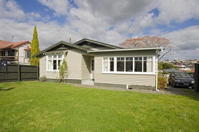 Photo of property in 499 Otumoetai Road, Otumoetai, Tauranga, 3110