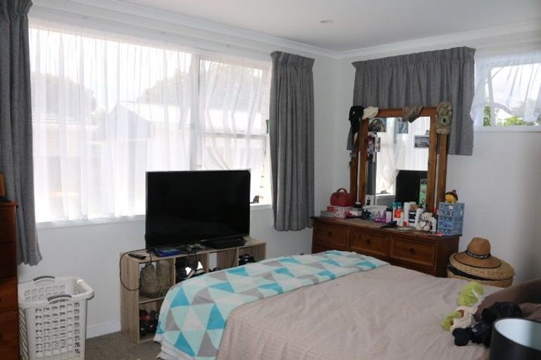 Photo of property in 36 Herbert Avenue, Cloverlea, Palmerston North, 4412