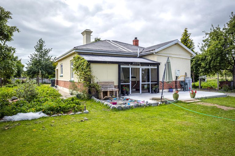 Photo of property in 119 Temuka-orari Highway, Winchester, 7985