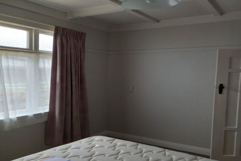 Photo of property in 15 Larch Street, Victoria, Rotorua, 3010