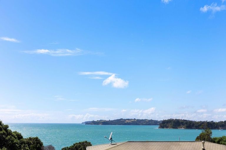 Photo of property in 12 Cooper Road, Stanmore Bay, Whangaparaoa, 0932