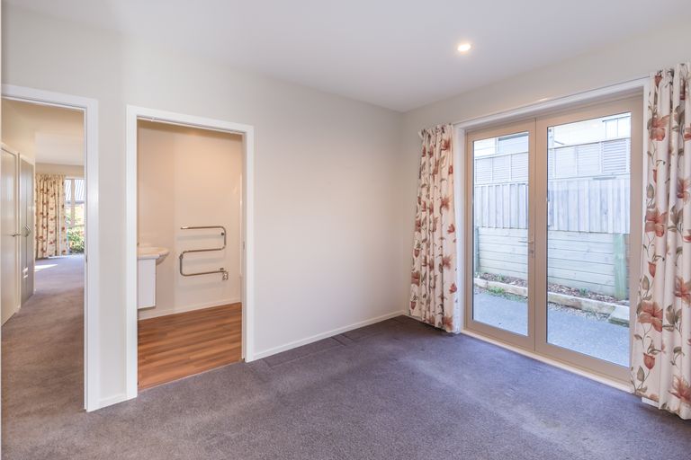 Photo of property in 110 Centaurus Road, Huntsbury, Christchurch, 8022