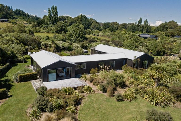 Photo of property in 46 Lacebark Drive, Kinloch, Taupo, 3377
