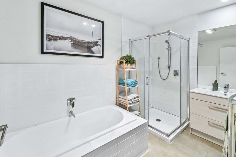 Photo of property in 4/3 Woolfield Road, Papatoetoe, Auckland, 2025