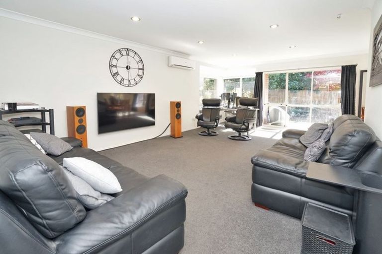 Photo of property in 15 Halcione Close, Flagstaff, Hamilton, 3210