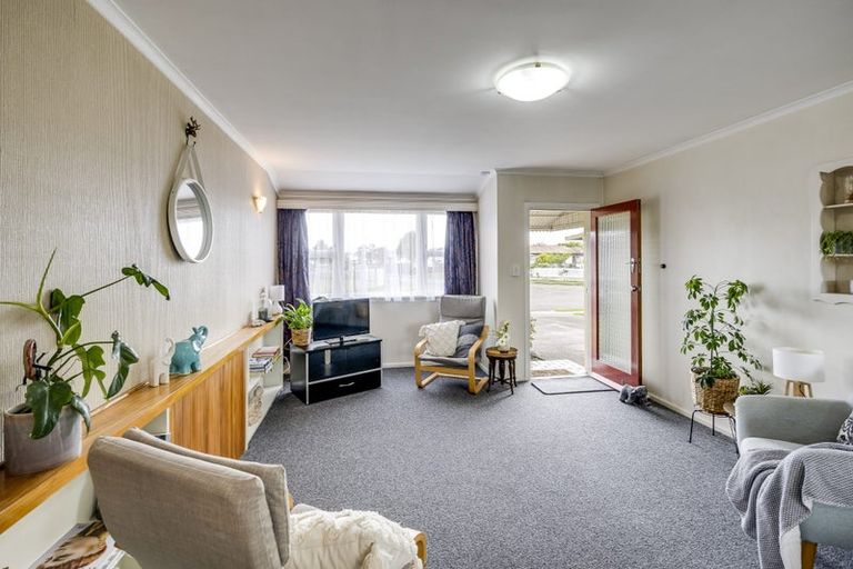 Photo of property in 14 Shearer Place, Pirimai, Napier, 4112