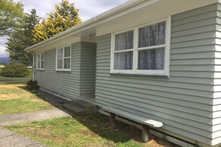 Photo of property in 28 Te Whakarau Street, Turangi, 3334