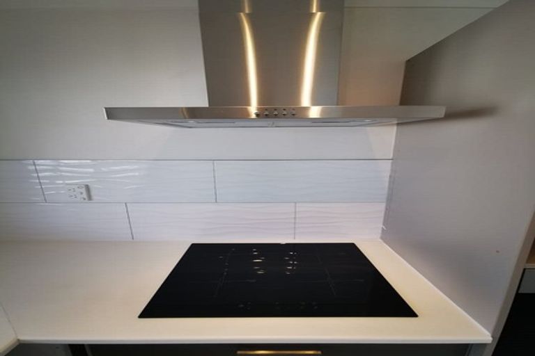 Photo of property in 252 Triangle Road, Massey, Auckland, 0614