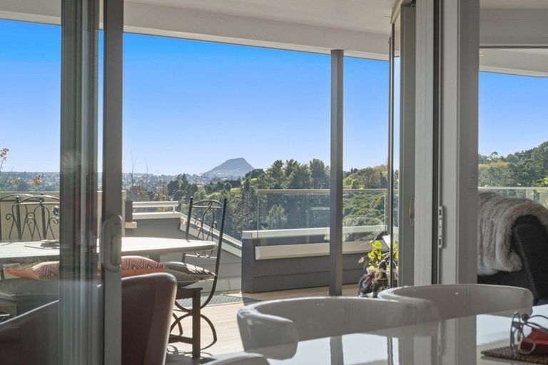 Photo of property in 60 Adler Drive, Ohauiti, Tauranga, 3112