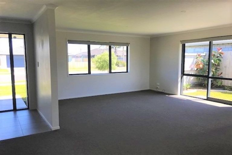 Photo of property in 41 Kohekohe Road, Papamoa Beach, Papamoa, 3118