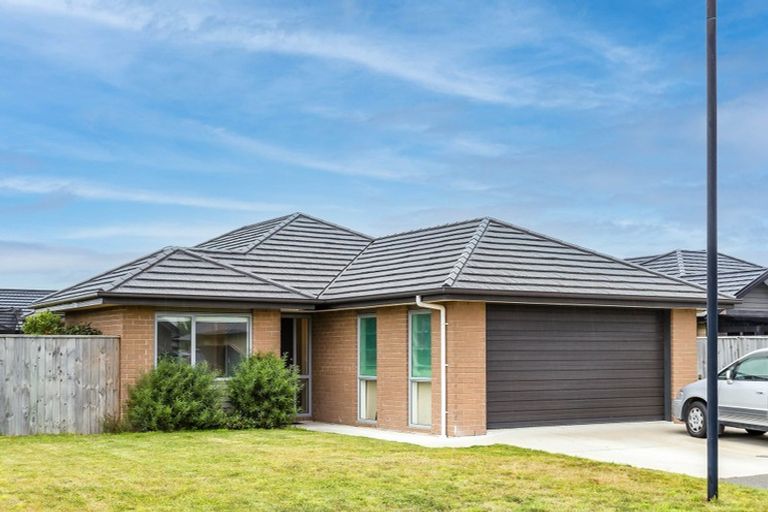 Photo of property in 23 Lewis Crescent, Rolleston, 7614