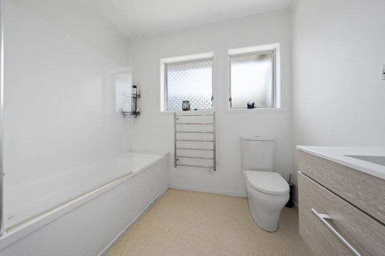 Photo of property in 5/1 Ribblesdale Road, Henderson, Auckland, 0612