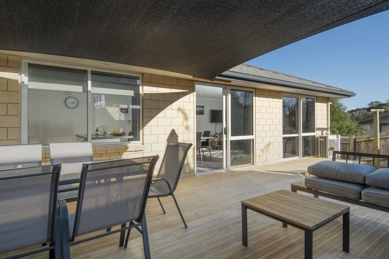 Photo of property in 14b Dunton Drive, Welcome Bay, Tauranga, 3112