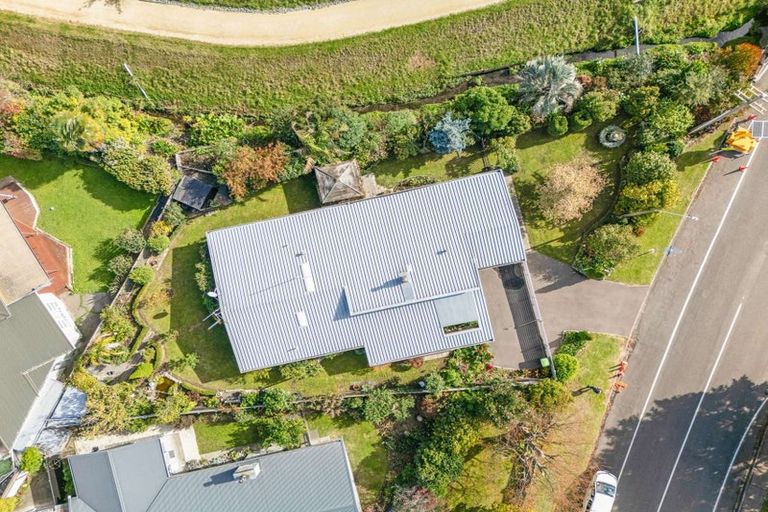 Photo of property in 72 Puketapu Road, Taradale, Napier, 4112