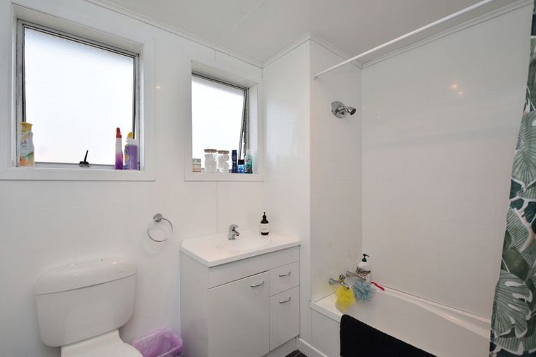 Photo of property in 69 Glenalmond Crescent, Rockdale, Invercargill, 9812