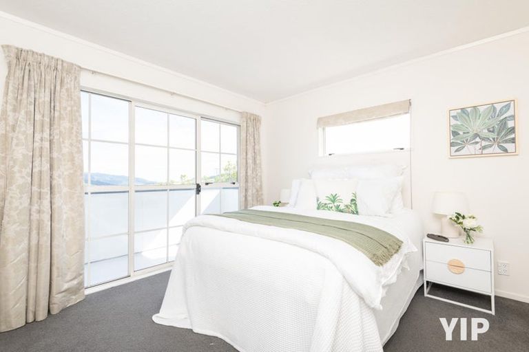 Photo of property in 10 Northwood Close, Woodridge, Wellington, 6037