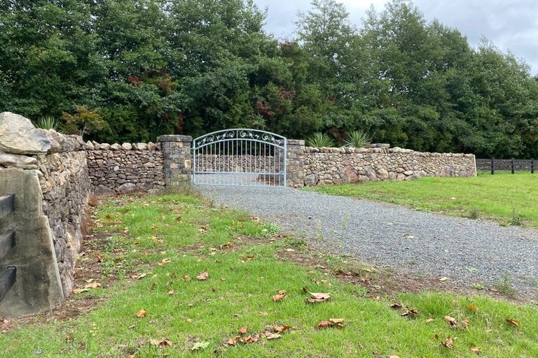 Photo of property in 751 Ngunguru Road, Glenbervie, Whangarei, 0173