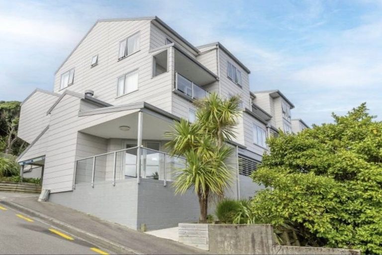 Photo of property in Grosvenor Cl, 20/6 Brown Street, Mount Cook, Wellington, 6021