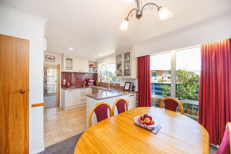 Photo of property in 71 Fairview Avenue, Feilding, 4702