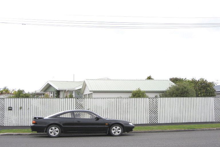 Photo of property in 95 Inwoods Road, Parklands, Christchurch, 8083