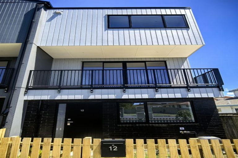 Photo of property in 12 Clementine Place, Bucklands Beach, 2014