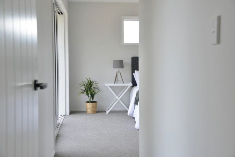 Photo of property in 71 Feist Street, Carterton, 5713