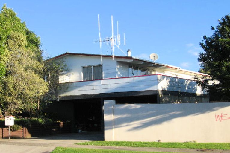 Photo of property in 14 Lagoon Place, Poike, Tauranga, 3112