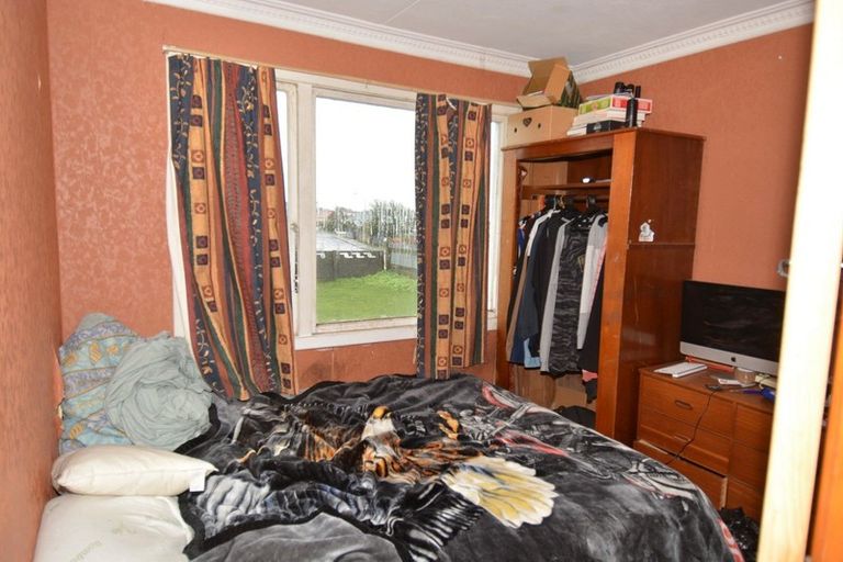 Photo of property in 272 Conyers Street, Strathern, Invercargill, 9812