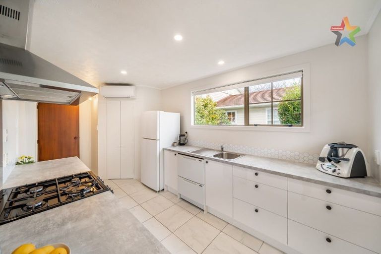 Photo of property in 2 Mcenroe Grove, Naenae, Lower Hutt, 5011