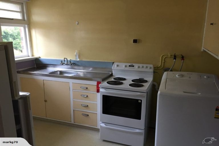 Photo of property in 1/5 Duchess Avenue, Dunedin Central, Dunedin, 9016