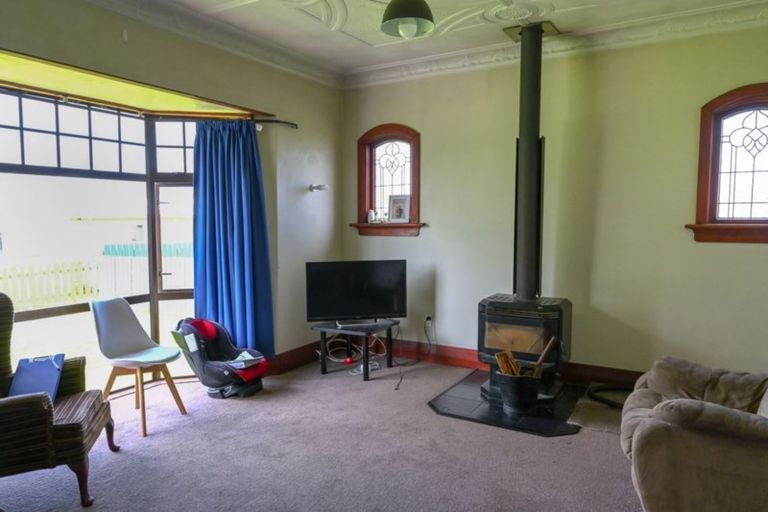 Photo of property in 283 Kaitangata Highway, Stirling, 9231