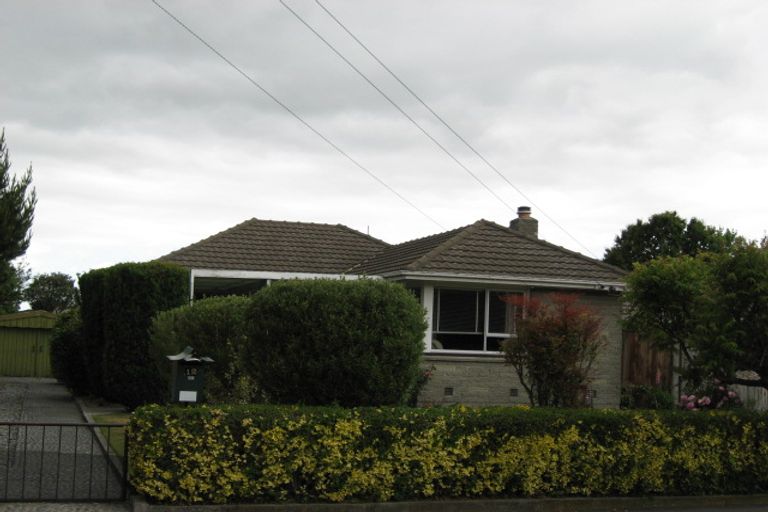 Photo of property in 12 Dunster Street, Burnside, Christchurch, 8053