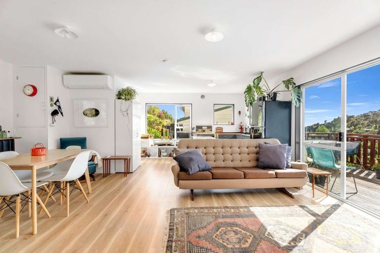 Photo of property in 33 Windsor Drive, Tairua, 3508