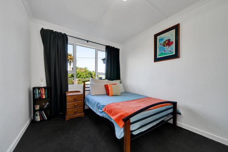 Photo of property in 52 Puriri Street, Hawera, 4610