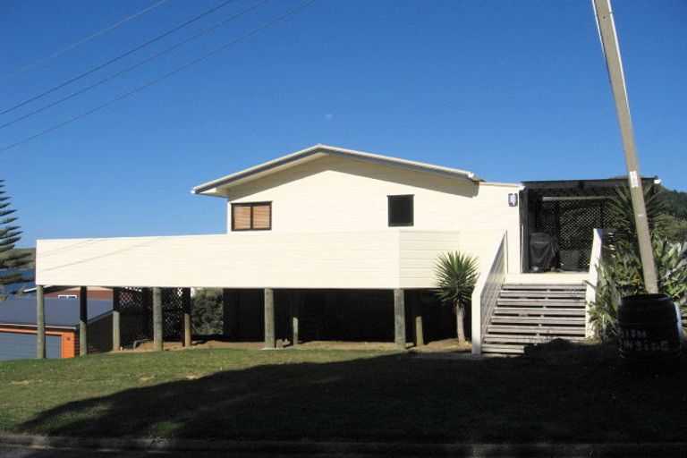 Photo of property in 5 Calder Place, Opito Bay, Whitianga, 3592