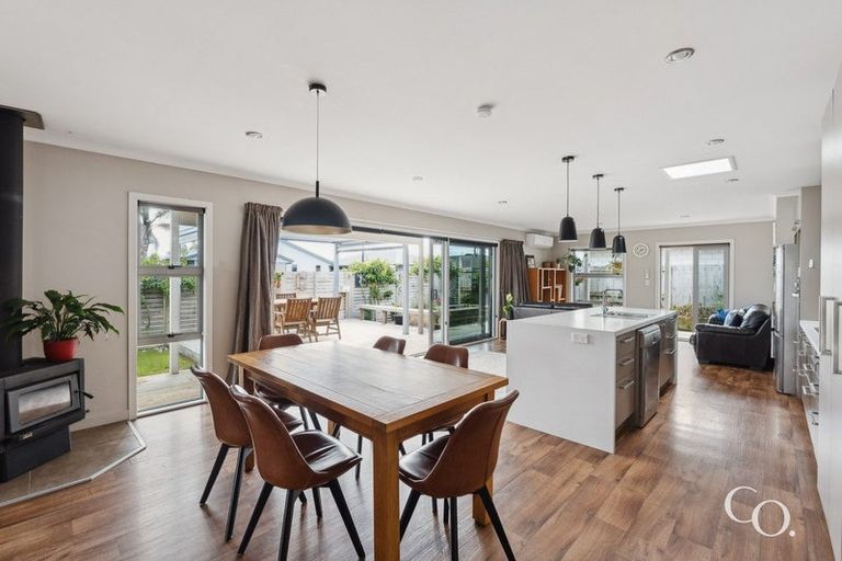 Photo of property in 31 Butterworth Crescent, Papamoa Beach, Papamoa, 3118