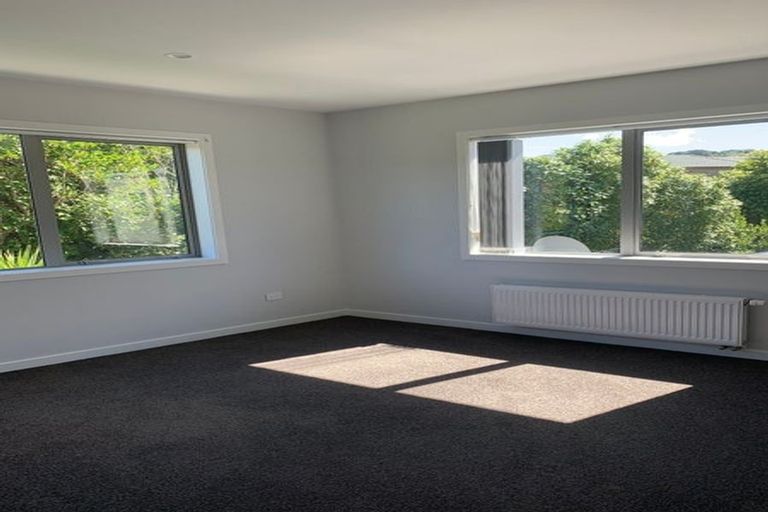 Photo of property in 4 Glide Lane, Whitby, Porirua, 5024