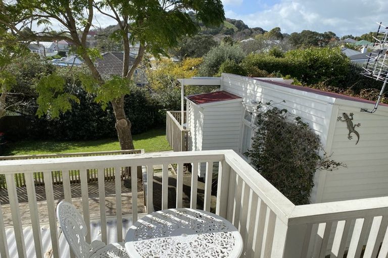 Photo of property in 14 Shoal Bay Road, Devonport, Auckland, 0624