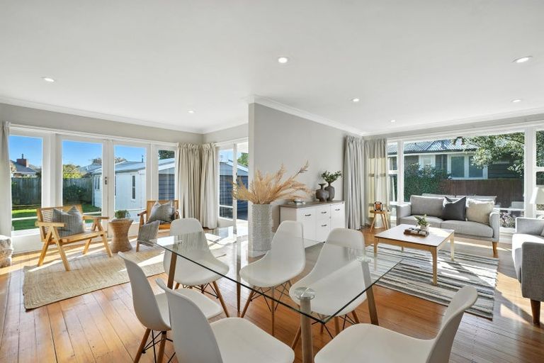 Photo of property in 215 Greers Road, Bryndwr, Christchurch, 8053