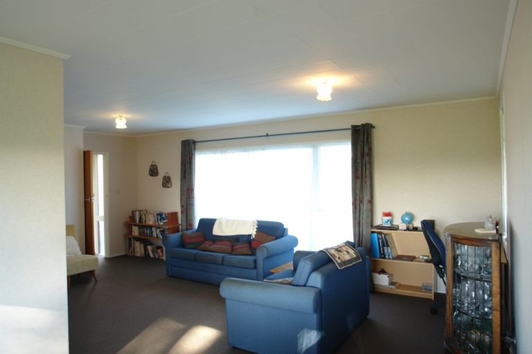 Photo of property in 33 Gloucester Street, Patea, 4520