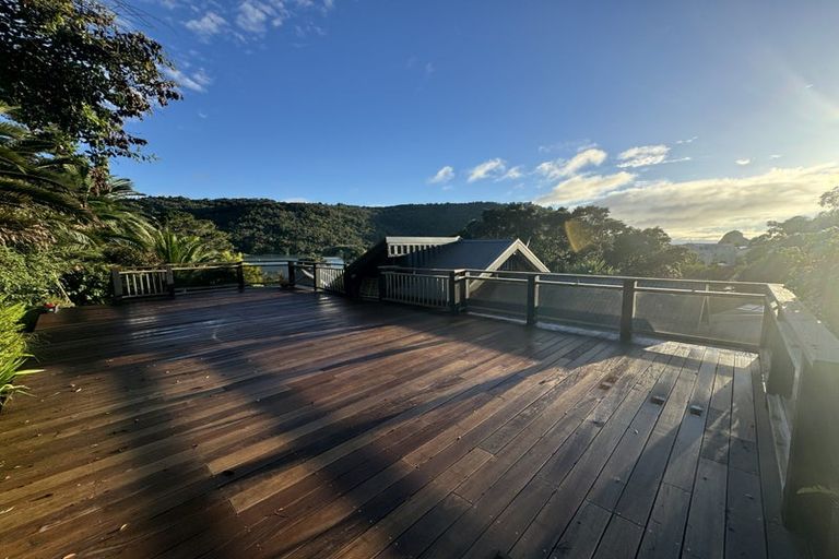 Photo of property in 15 Waiwera Road, Waiwera, Orewa, 0994