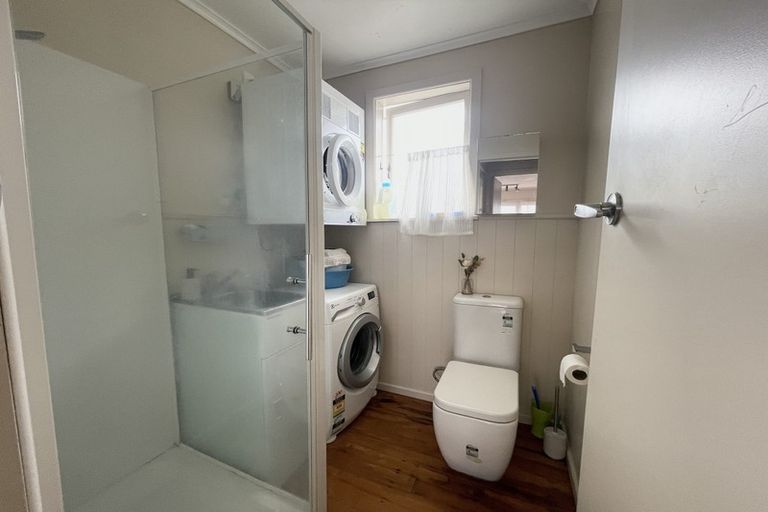 Photo of property in 1/29 Raines Avenue, Forrest Hill, Auckland, 0620