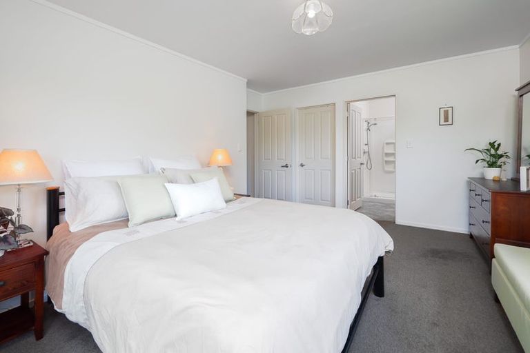 Photo of property in 68 Wiroa Road, Kerikeri, 0293