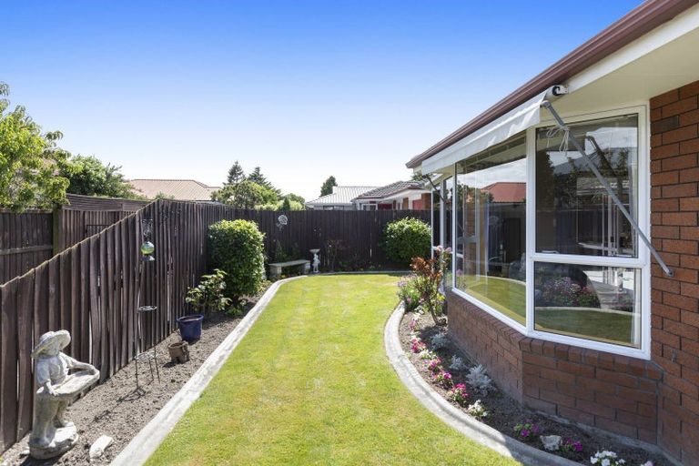 Photo of property in 2/18 Moffett Street, Islington, Christchurch, 8042